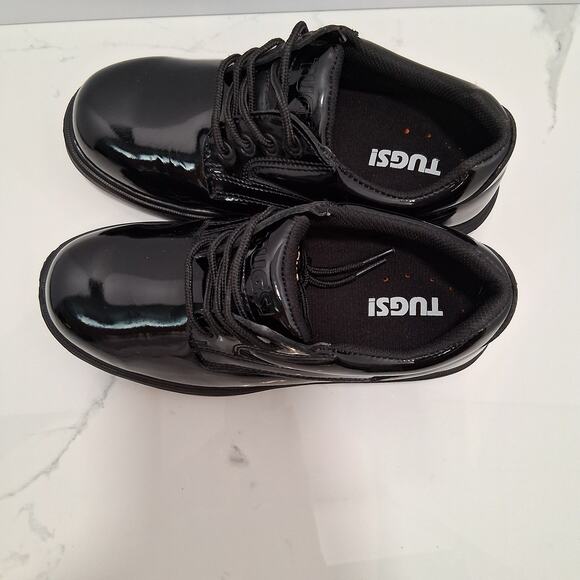 TUGS! Oxford Slip Resistant Patent Leather Women NWOT Black Size-8.5M - Picture 6 of 8